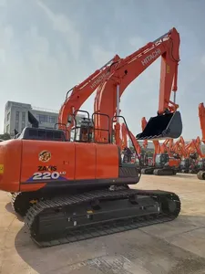 รถขุดไฮดรอลิกแบบตีนตะขาบฮิตาชิ ZX220 พร้อมห้องโดยสารที่สะดวกสบายและปลอดภัย - Product Image 1