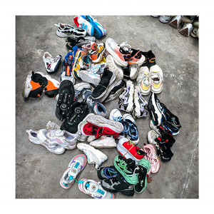 Venta de Lotes de Zapatos Usados para Niños <span class=keywords><strong>por</strong></span> <span class=keywords><strong>Kilo</strong></span>, Zapatos Infantiles de Segunda Mano Surtidos para Reventa, Compra al <span class=keywords><strong>por</strong></span> Mayor, 25 kg <span class=keywords><strong>por</strong></span> Saco - Product Image 4