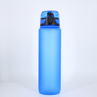 Bouteille d'eau en plastique réutilisable de 1000 ml pour enfants, qualité alimentaire, avec paille, portable, anti-fuite, marqueurs de temps, résistante à l'eau bouillante, idéale pour l'école
