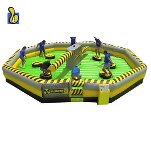 Outdoor Sport Game 6 Personen Meltdown Challenge Aufblasbarer Wipeout Eliminator Zum Verkauf