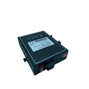 OEM nhanh <span class=keywords><strong>Ethernet</strong></span> <span class=keywords><strong>5</strong></span>-<span class=keywords><strong>Port</strong></span> Gigabit mạng máy tính để bàn PoE VLAN sợi quang nhựa thiết bị mô-đun quang CE RoHs FCC chứng nhận - Product Image 3