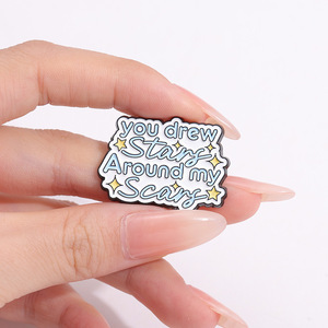 Spilla in Metallo Inglese con Scritta 'Could Have Been Should Have' in Colori Pastello, Accessorio Creativo per Colletto, Badge Decorativo EVER - Product Image 5