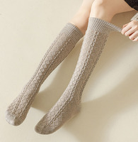 Chaussettes longues en laine torsadée pour femmes, chaussettes côtelées confortables pour l'hiver, épaisses et chaudes