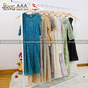 KingAAA Vente en gros Robes longues d'occasion pour femme, design ajouré, taille haute, couleurs <span class=keywords><strong>pastel</strong></span> douces, pour le quotidien et les trajets, Balles de vêtements usagés - Product Image 5