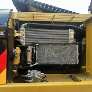 Excavatrice sur chenilles d'occasion Caterpillar CAT320D de 20 tonnes, modèle 2023, avec boîte de vitesses, pompe et roulement, prête à l'exportation - Product Image 6