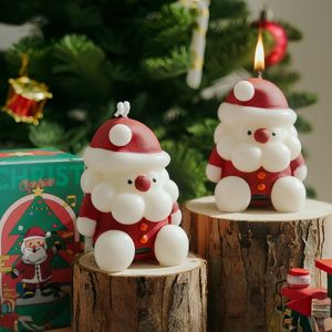 Bougies parfumées sans fumée de Noël au parfum durable pour souvenir fait à la main et plein d'arômes parfumés et atmosphériques - Product Image 1