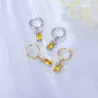 Gold Vermeil S925 Silber Gelbe Zirkonia Blumen Huggie-Ohrringe Silber Gelbe Blumen Zirkonia Blumen-Charm Creolen