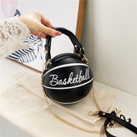 2022 forte demande Durable dames basket-ball forme sac à bandoulière personnalisé fermeture à glissière décontracté fourre-tout sac à main pour les femmes