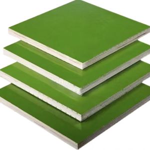 Encofrado de Contrachapado Moderno Ecológico de Abedul Verde Pulido con Formaldehído E2 para Construcción de Hormigón - Product Image 1