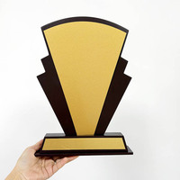 Plaque en métal doré gravée sur mesure, plaque en bois, trophée en bois en forme d'éventail pour événement professionnel, souvenir de championnat, cadeau