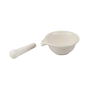 Set ergonomico artigianale mortaio e pestello di piccole dimensioni per uso cucina - Product Image 4