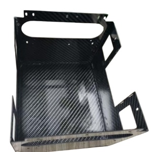 Servicios de Fabricación de Cubiertas Protectoras de Chasis de Forma Especial en Fibra de Carbono Seca Personalizada CN/GUA - Product Image 4