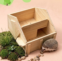 Maison pour hérissons moderne en bois massif avec toit incliné, design à tenons et mortaises, mobilier pour animaux de compagnie pour usage intérieur/extérieur