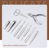 Ensemble de manucure et pédicure de luxe 10 pièces en acier inoxydable avec étui en cuir, cadeau idéal pour hommes et femmes