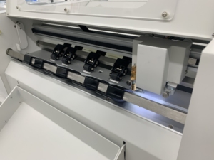 Bascocut thức ăn tự động tấm nhãn cắt cắt và nhăn động cơ servo Máy cắt với tốc độ cắt nhanh nhất - Product Image 6