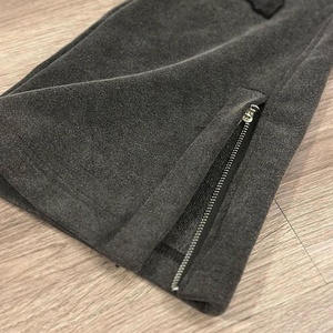 ผู้ผลิตเสื้อฮู้ดดี้คุณภาพสูงแบบสั่งทำพิเศษ ลวดลายปักโลโก้ ทรงโอเวอร์ไซส์ ลุคทำสีแบบ Distressed Acid Wash - Product Image 5