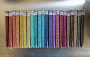 Listo para Enviar: Cuentas de Vidrio <span class=keywords><strong>Miyuki</strong></span> 11/0, Cuentas <span class=keywords><strong>Miyuki</strong></span> <span class=keywords><strong>Delica</strong></span> 11/0 para la Fabricación de Joyería - Product Image 2