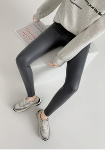 Inverno nero di alta qualità senza cuciture Leggings da ragazza pantaloni attillati in pile a vita alta Leggings in pelle da donna - Product Image 6