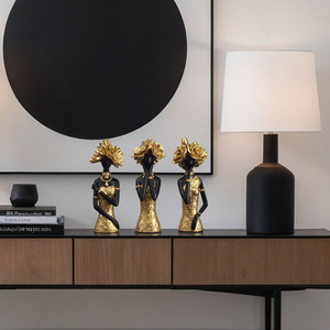 ชุดตุ๊กตาประดับตกแต่ง 3 ชิ้น สีทอง ลายสานเทียม ทำด้วยเรซิ่นสังเคราะห์ สำหรับตกแต่งโต๊ะในห้องนั่งเล่นหรือทางเข้าบ้าน - Product Image 2