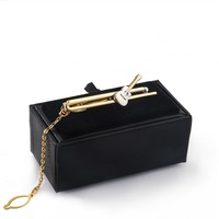 Pince à cravate en alliage plaqué or pour homme avec chaîne, accessoire de costume d'affaires, cadeau
