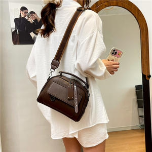 Bolso de Mano de Cuero Suave Vintage para Mujer, Versátil, de un Solo Hombro, Gran Capacidad, Correa Ancha, Bolso Cruzado - Product Image 6