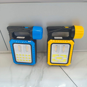 Nouvelle lampe solaire LED d'extérieur, lampe de poche d'urgence pour le camping, lampe torche multifonctionnelle COB+LED, lampe solaire portable pour le jardin et le paysage - Product Image 4