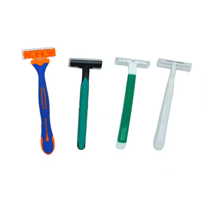 Vente directe d'usine, kit de rasage professionnel pour hôtel, rasoir à trois lames - Product Image 1