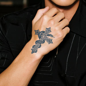 Flor Cruz tatuaje temporal diseño Animal tatuaje semipermanente resistente al agua dura 2 semanas brazo tatuaje de hierbas - Product Image 3