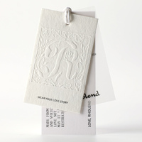 Benutzer definiertes Logo Luxus Recycling-Papier Hangtags Swing Labels Weiß geprägte Hang Tags Kleidungs stück Tags für Kleidung