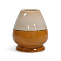 Ensemble de matcha en céramique avec glaçure réactive crème marron, bol à matcha avec bec verseur, fouet en bambou, support pour fouet, chashaku, kit de thé