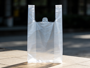 Sacs en plastique HDPE jetables en gros, format T-shirt, taille personnalisée, impression offset blanche pour l'emballage alimentaire et les sacs de courses - Product Image 4