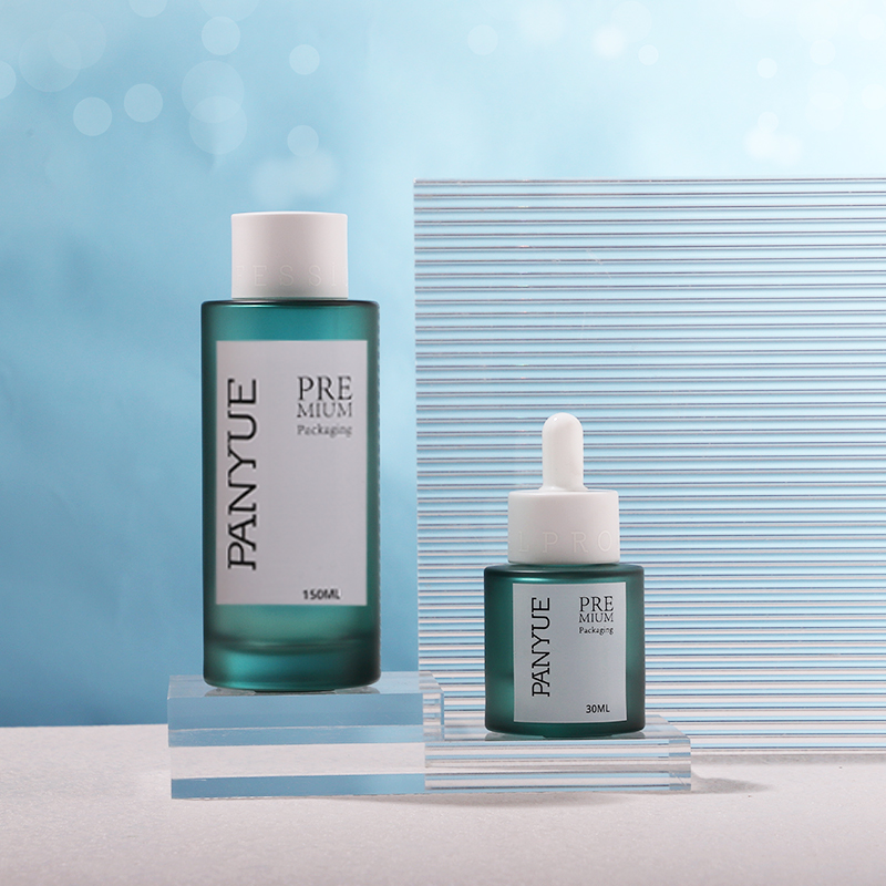 plastic cosmetic face containers