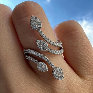 Anello con Design a Bocciolo Floreale, Anello Ispirato alla Natura per Donne - Product Image 2