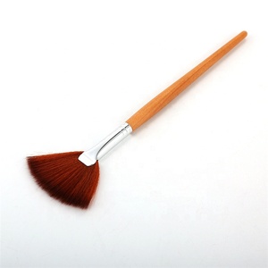 Nouveauté 2026 Pinceaux éventail pour le visage, outils de maquillage avec manche, applicateurs pour gels faciaux à l'acide et à l'argile, pinceaux éventail de beauté et <span class=keywords><strong>spa</strong></span> pour le visage - Product Image 4