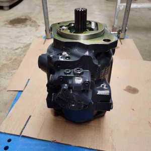 Bomba hidráulica de pistón tipo 708-1U-00112 para uso en cargadoras - Product Image 1