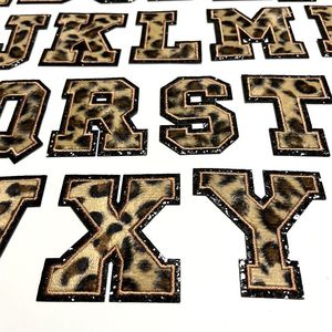 Parches Termoadhesivos de PVC con Letras de Chenilla de 8cm, Diseño de Leopardo, Ecológicos y Personalizados, con Lentejuelas Bordadas para Ropa - Product Image 3