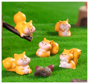 Bán Buôn Điêu Khắc Dễ Thương Phim Hoạt Hình 3D Nhỏ Sóc Bức Tượng Nhỏ Động Vật Nhựa Thu Nhỏ Nhân Vật Kid Đồ Chơi Quà Tặng Đối Tượng Quà Tặng - Product Image 2