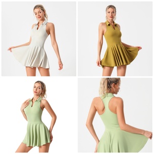 SILUO Vestido de tenis para mujer Logotipo personalizado OEM Verde Blanco Nylon Deporte Faldas Pantalones cortos Estilo plisado Venta al por mayor Faldas De Tenis Set - Product Image 3