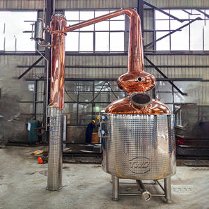 Pot en cuivre 5000L toujours nouveau <span class=keywords><strong>Jagermeister</strong></span> Machine équipement de distillerie pompe alcools Stenlles Machine de distillation fabrication de liqueur - Product Image 1
