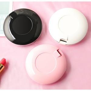Double-sided LED <b>Lights</b> Small Cosmetic Make <b>up</b> Pocket Mirror USB Charger Color <b>Box</b> Customer Logo Custom Designs Round 75*75*20mm - Product Image 5