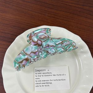 Pinza de Pelo Grande de Acetato con Diseño de Letra Alo, Efecto Tortuga y Mármol, con Logotipo Grabado, Antideslizante, para Mujer - Product Image 5