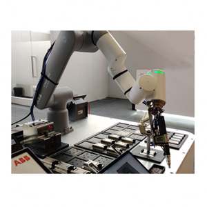 Robot collaboratif ABB <span class=keywords><strong>GoFa</strong></span> CRB 15000 bras de robot 6 axes avec flexibilité de pince pour le vissage - Product Image 1
