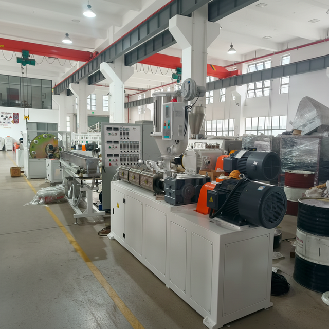 High Output Multi-Material PP/HDPE/PE/PVC/PPR/LDPE/PA Braided Hose Pipe Production Line PLC Controlled Automatic Winding System