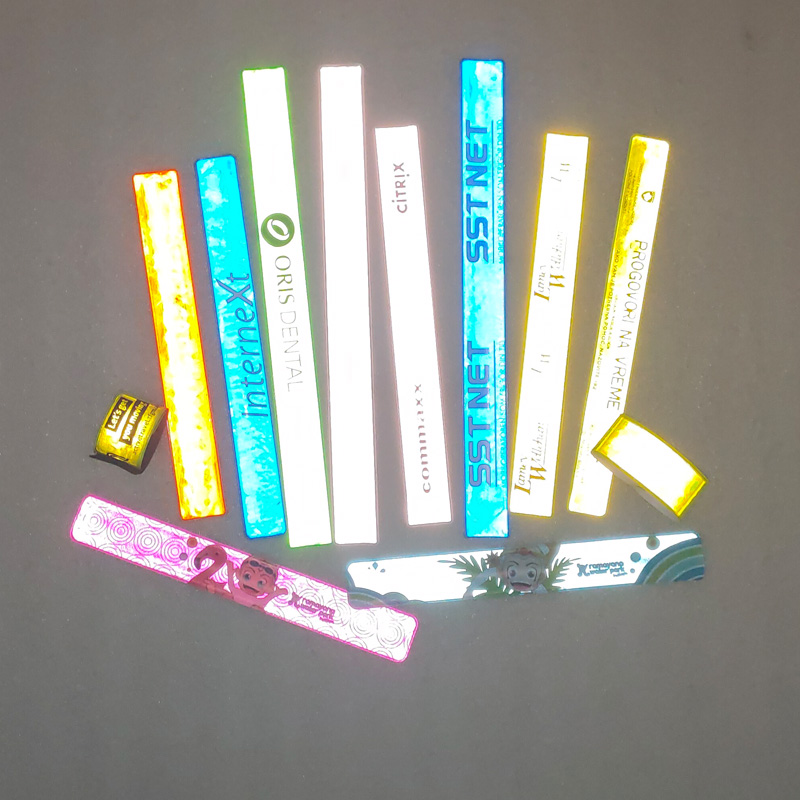 Изготовленные на заказ рекламные светоотражающие браслеты из ПВХ и пластика, широкие браслеты из нержавеющей стали, Браслет-линейка для детей
