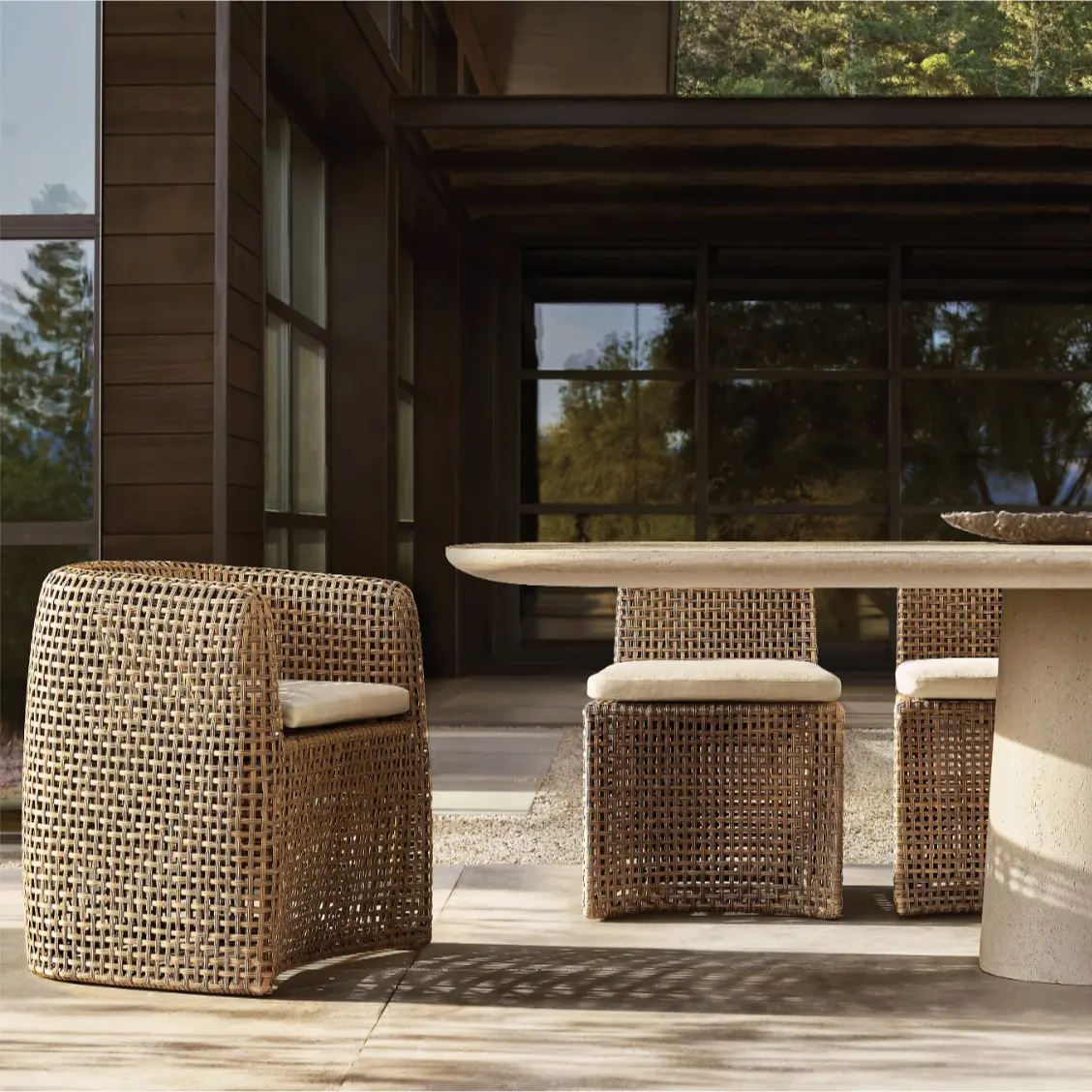 Sassanid Outdoor Patio Garden Set Contemporáneo Hecho a mano All Weather Resina Mimbre Gemini Sillón