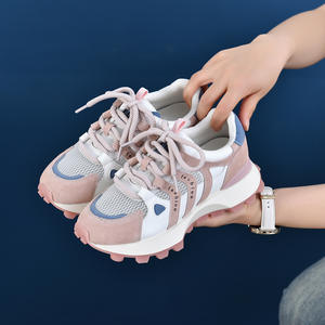 2025 nouvelles chaussures de sport décontractées à semelle épaisse Forrest Gump pour femmes chaussures de papa tout match en gros disponibles - Product Image 3