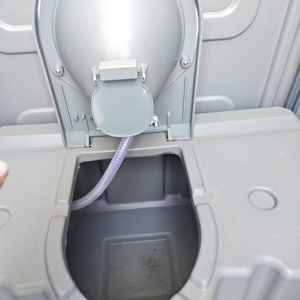 Vente en gros de toilettes portables d'occasion à bas prix, toilettes portables avec siège et papier amovible, toilettes de camping portables - Product Image 6