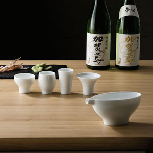 Juegos de vajilla, palillos de madera japoneses, cuenco de arroz, taza de sake blanco, cerámica con caja de regalo - Product Image 1