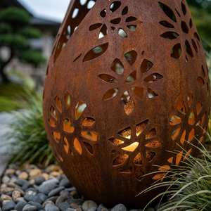 Grande sculpture lumineuse en acier Corten, vase floral creux sur mesure, lampe statue extérieure en acier Corten - Product Image 2