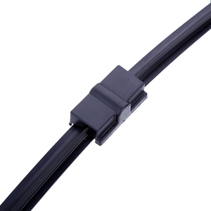 Applicabile per <span class=keywords><strong>Ford</strong></span> <span class=keywords><strong>Focus</strong></span> serie spazzole tergicristallo all'ingrosso di alta qualità disossata gomma naturale Auto tergicristallo - Product Image 1